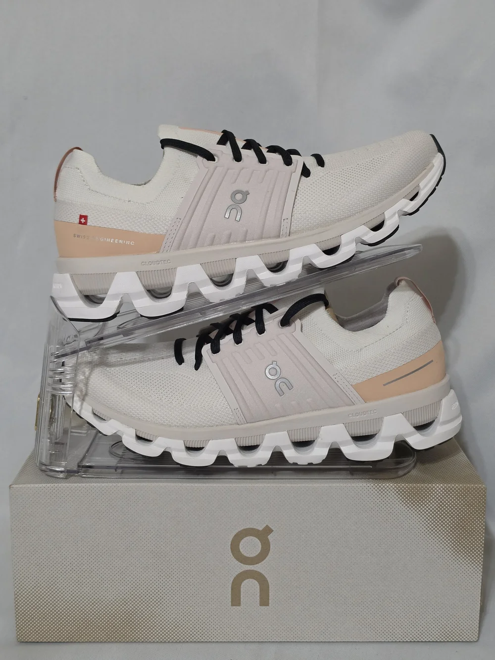 ON Cloudswift 3 'Ivory Rose' Running Shoes US Women Size 11 (NWOT)